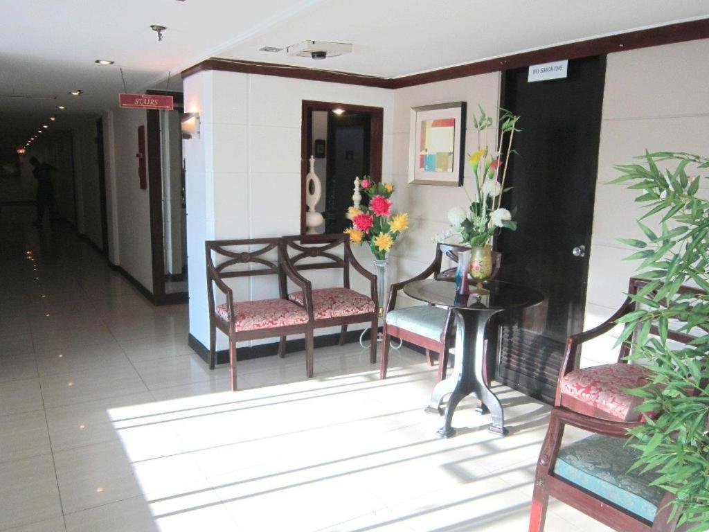Hotel Conchita Cagayan de Oro Exteriör bild