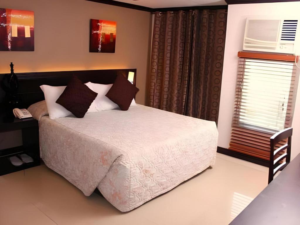 Hotel Conchita Cagayan de Oro Exteriör bild