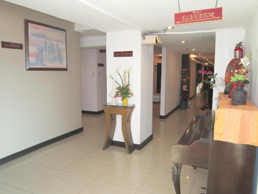 Hotel Conchita Cagayan de Oro Exteriör bild